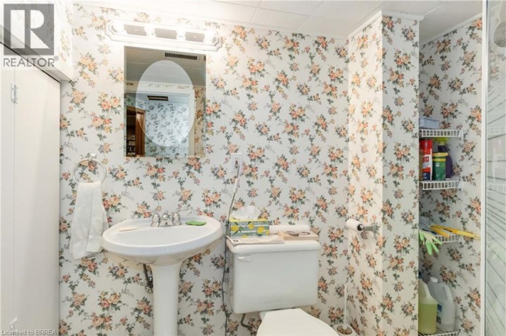 Photo 39 at 16 Paris Road, Brantford