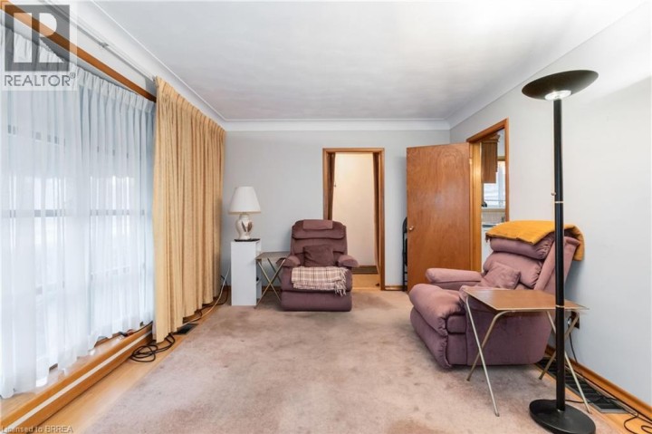 Photo 5 at 16 Paris Road, Brantford