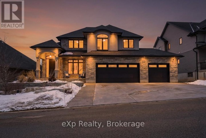 Photo 1 at 209 Boot Hill Road, Woodstock - South, Woodstock