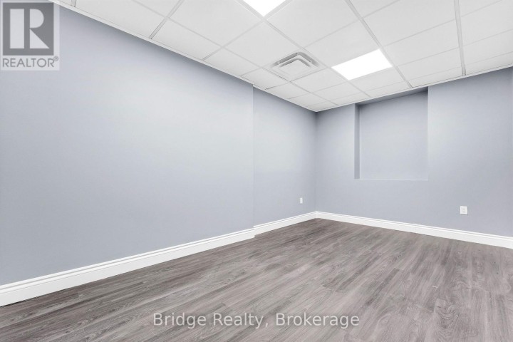 Photo 17 at 290 Dundas Street, Woodstock - North, Woodstock