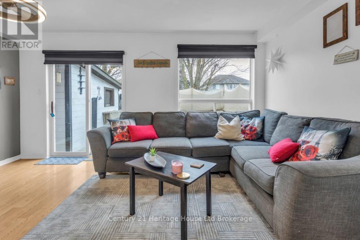 Photo 2 at 23 Tulip Drive, Tillsonburg