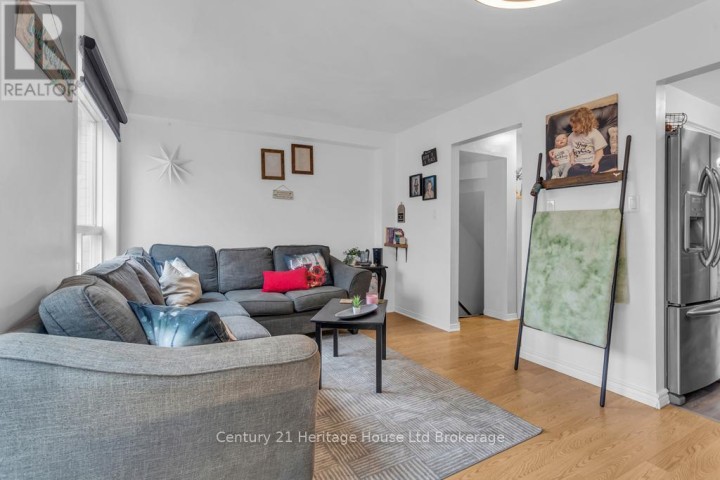 Photo 4 at 23 Tulip Drive, Tillsonburg