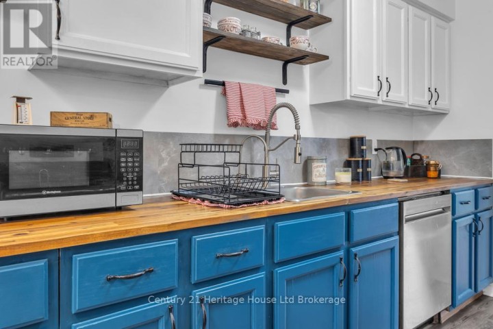 Photo 7 at 23 Tulip Drive, Tillsonburg