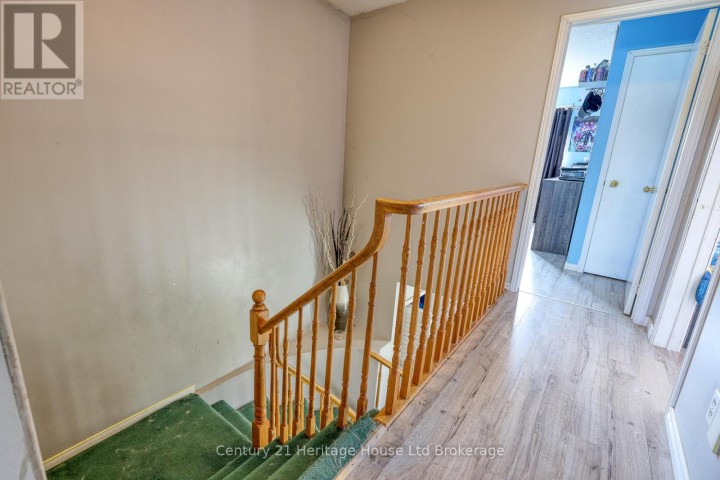 Photo 19 at 60 Canrobert Street, Woodstock - South, Woodstock