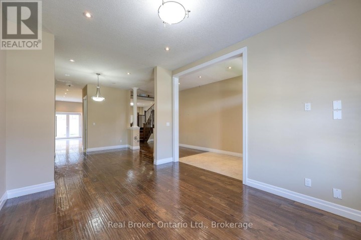 Photo 6 at 804 Normandy Drive, Woodstock - North, Woodstock