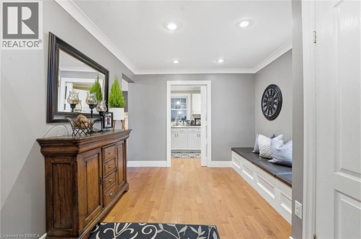 Photo 5 at 86 Elm Street, Brantford