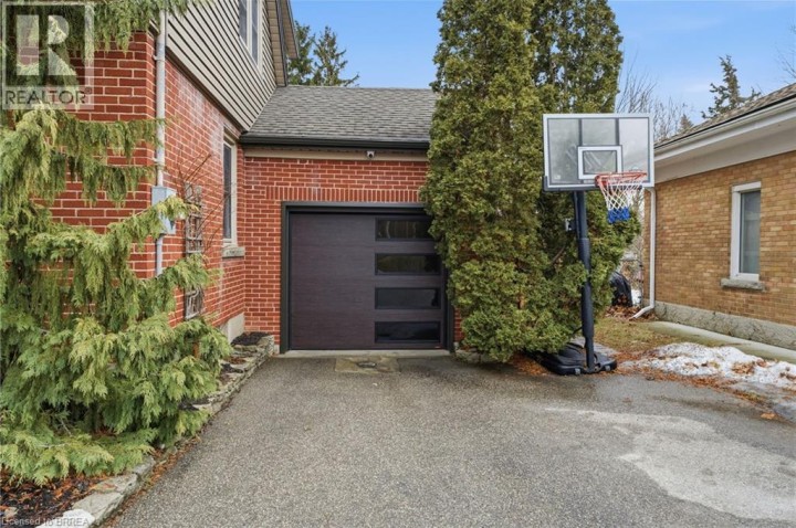 Photo 3 at 86 Elm Street, Brantford