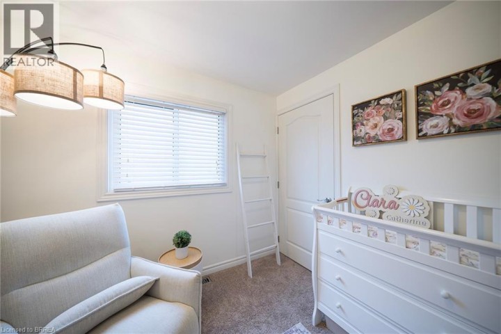 Photo 13 at 60 Banbury Road, Brantford