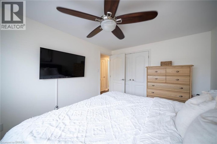 Photo 16 at 60 Banbury Road, Brantford