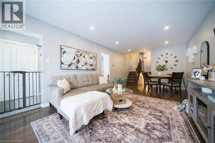 Photo 6 at 60 Banbury Road, Brantford