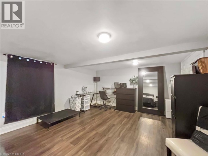 Photo 26 at 138 Cockshutt Road, Brantford