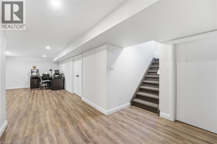 Photo 20 at 30 Allanton Boulevard, Brantford