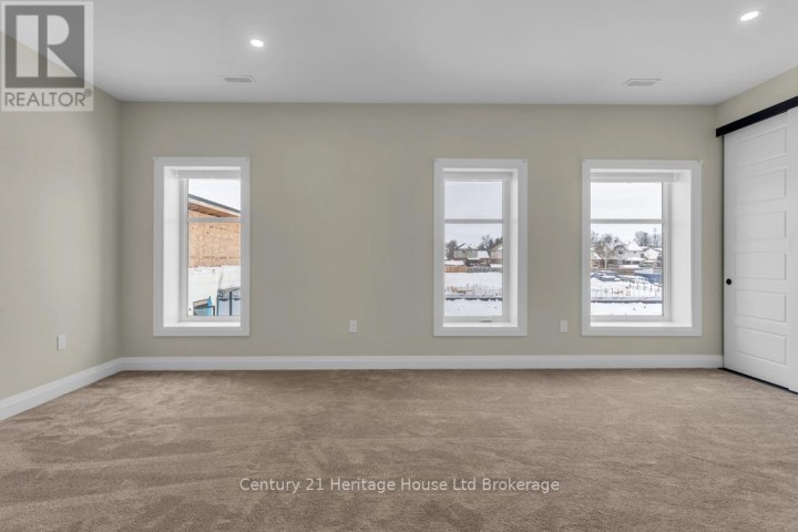 Photo 21 at 606 - 361 Quarter Town Line, Tillsonburg