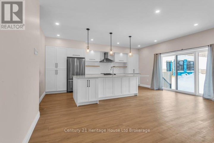 Photo 4 at 606 - 361 Quarter Town Line, Tillsonburg