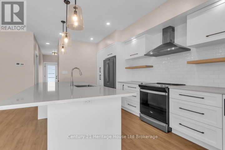 Photo 6 at 606 - 361 Quarter Town Line, Tillsonburg