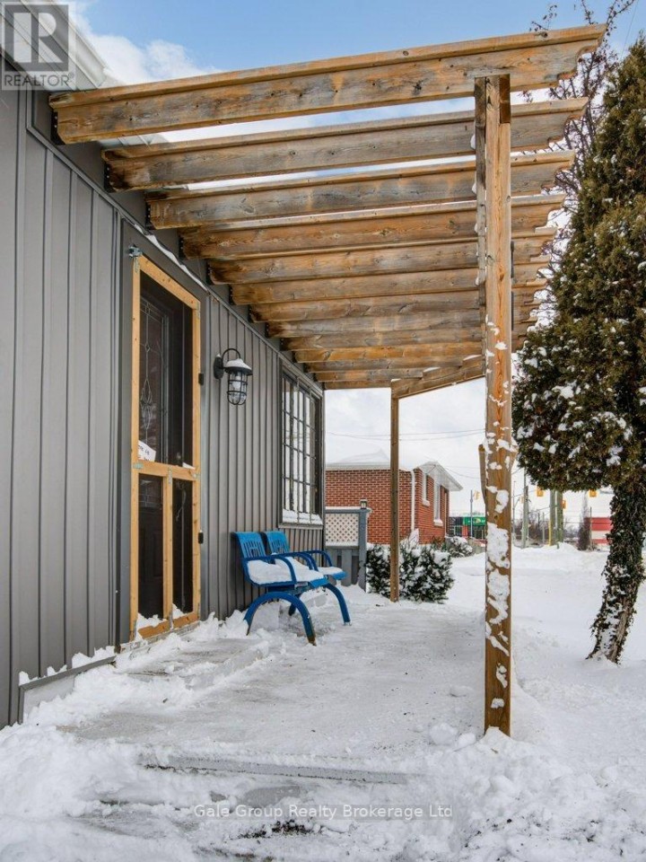 Photo 4 at 20 Teeple Street, Woodstock - South, Woodstock