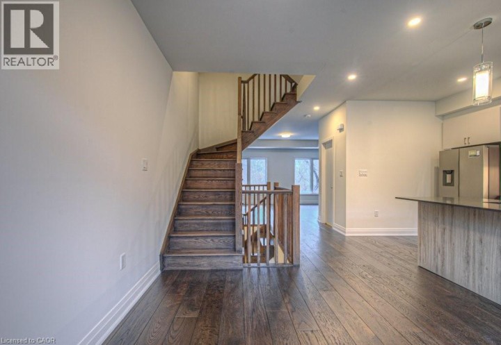 Photo 15 at 34 - 258 Hespeler Road, Langs Farm / Hilborn Park, Cambridge