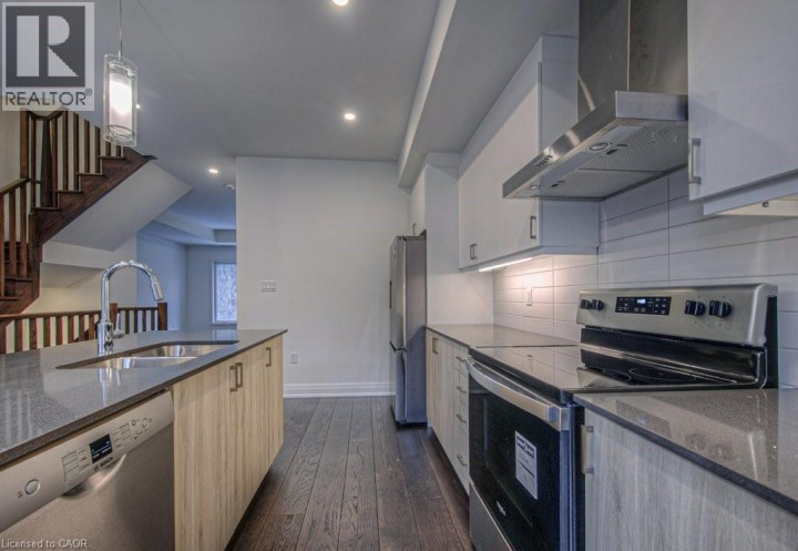 Photo 17 at 34 - 258 Hespeler Road, Langs Farm / Hilborn Park, Cambridge