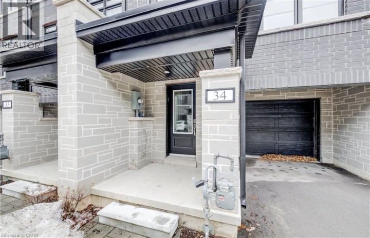 Photo 2 at 34 - 258 Hespeler Road, Langs Farm / Hilborn Park, Cambridge