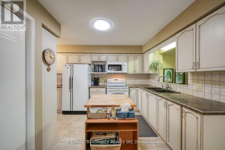 Photo 18 at 18 Wilkins Crescent, Tillsonburg