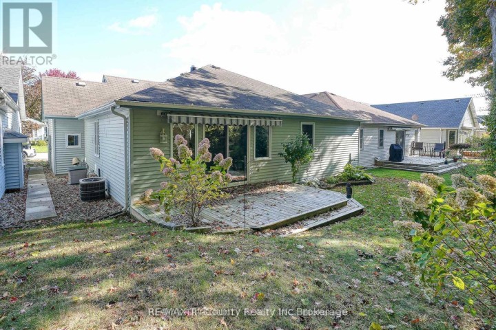 Photo 2 at 18 Wilkins Crescent, Tillsonburg