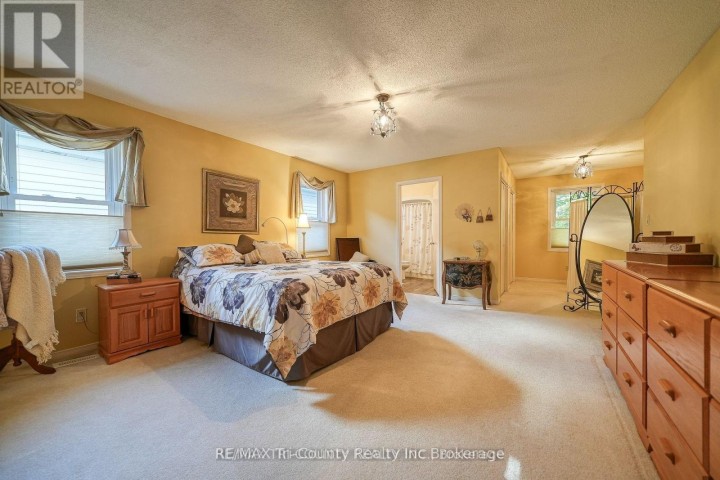 Photo 24 at 18 Wilkins Crescent, Tillsonburg