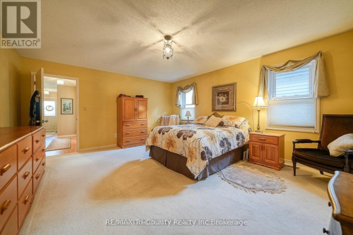 Photo 25 at 18 Wilkins Crescent, Tillsonburg