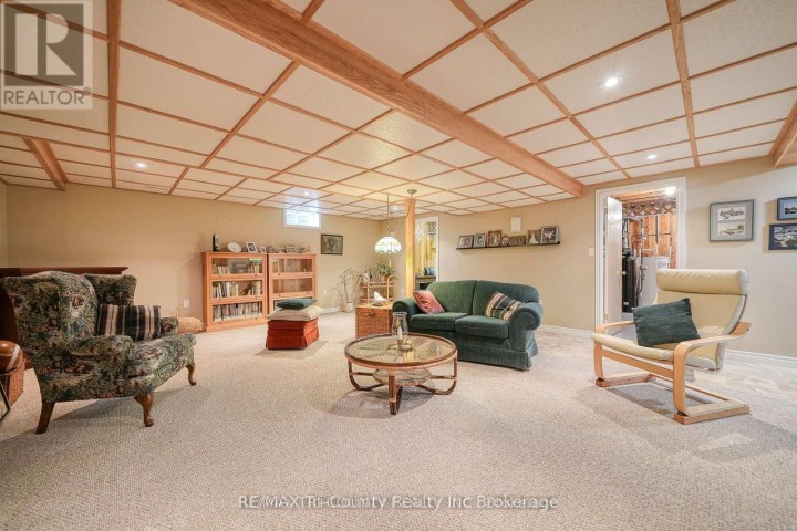 Photo 34 at 18 Wilkins Crescent, Tillsonburg