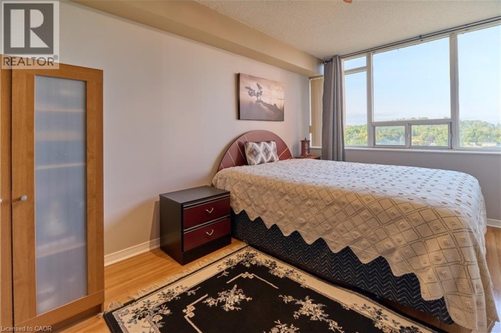 Photo 19 at 909 - 3227 King Street, Chicopee / Freeport, Kitchener