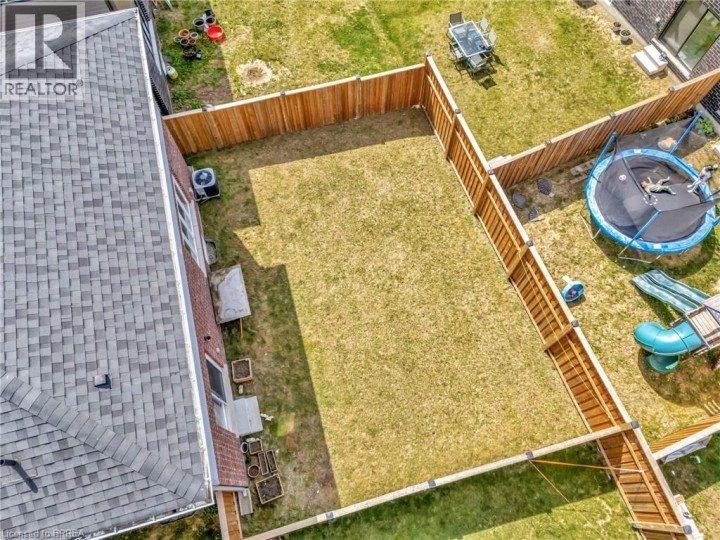 Photo 35 at 16 Cumberland Street, Brantford