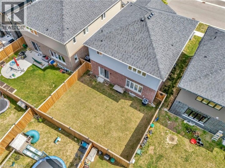 Photo 36 at 16 Cumberland Street, Brantford