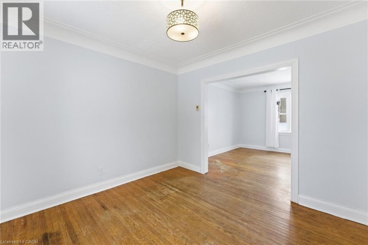 Photo 11 at 25 Aberdeen Avenue, Brantford