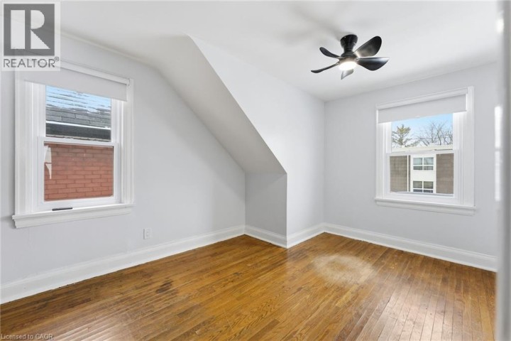 Photo 14 at 25 Aberdeen Avenue, Brantford