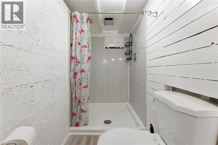 Photo 23 at 25 Aberdeen Avenue, Brantford