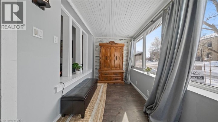 Photo 11 at 48 BEALE Street 2, Woodstock