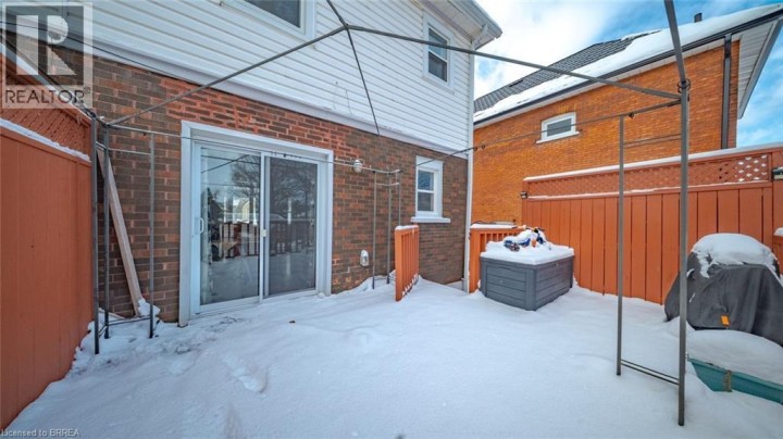 Photo 28 at 48 BEALE Street 2, Woodstock