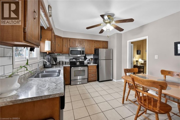 Photo 19 at 55 Brunswick Street, Brantford