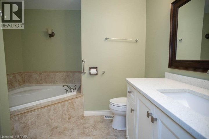 Photo 18 at 655 PARK Road N 48, Brantford