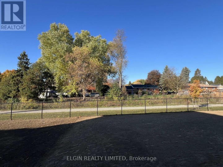 Photo 2 at 45 Lark Street, Tillsonburg