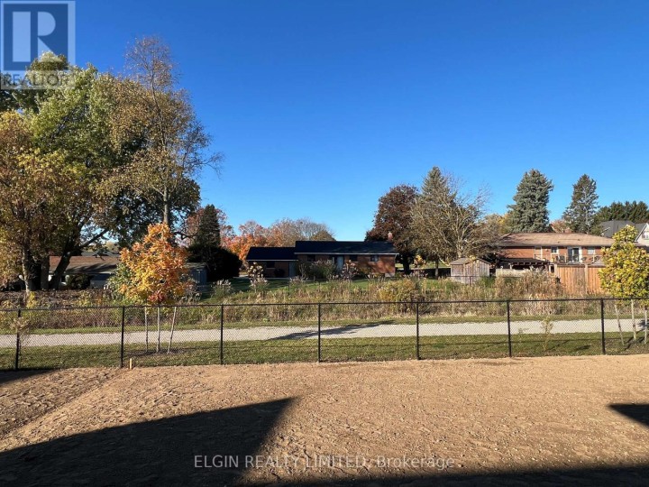 Photo 2 at 47 Lark Street, Tillsonburg