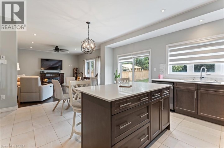 Photo 10 at 8 Lorne Card Drive, Innerkip (Victoria Park), Woodstock