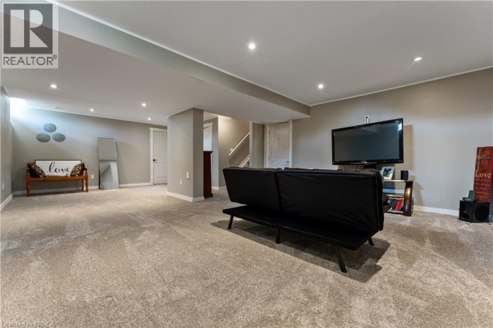 Photo 17 at 8 Lorne Card Drive, Innerkip (Victoria Park), Woodstock