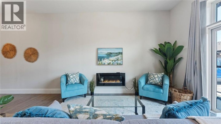 Photo 3 at 85 Morrell 103a Street, Brantford