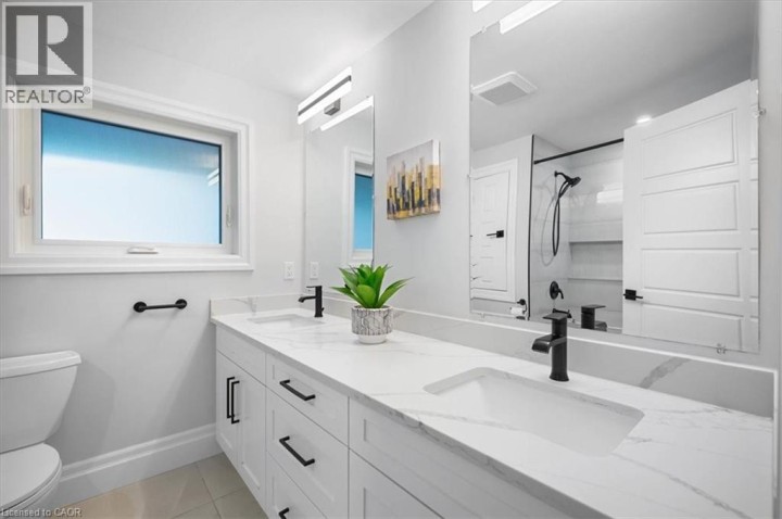 Photo 23 at 162 Greenbrook Drive, Forest Hill, Kitchener