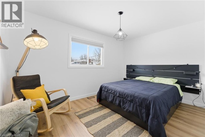 Photo 20 at 35 Hickery Place, Brantford