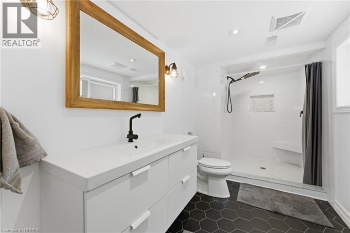 Photo 23 at 35 Hickery Place, Brantford