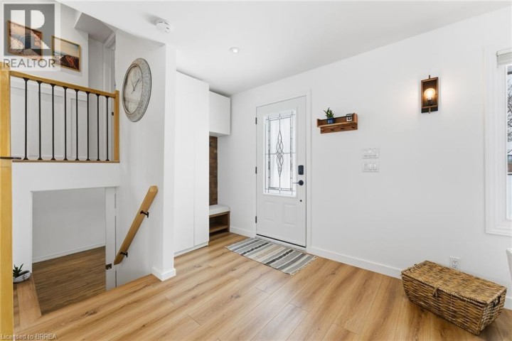 Photo 5 at 35 Hickery Place, Brantford