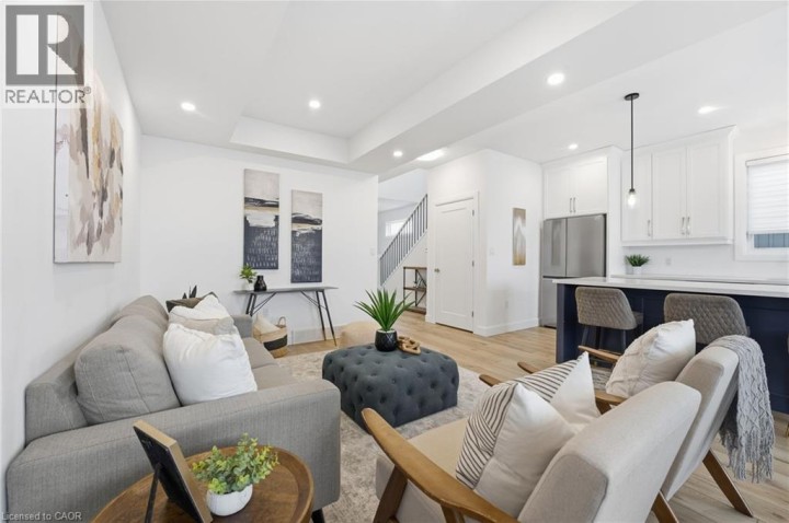 Photo 7 at  160b Concession Street W, Tillsonburg