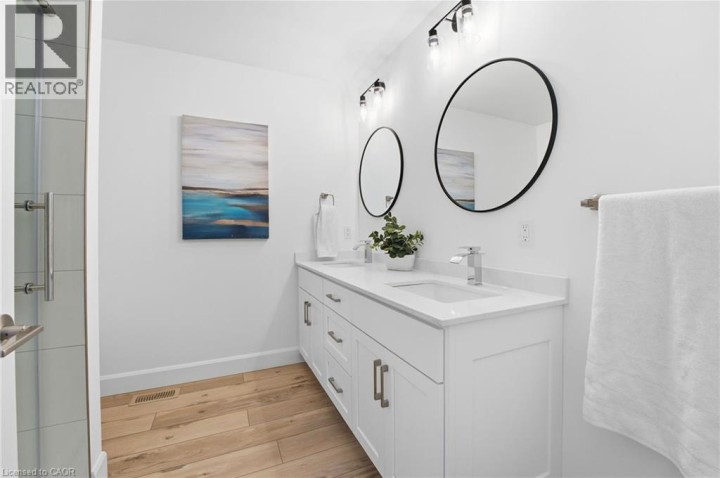 Photo 20 at  160b Concession Street W, Tillsonburg