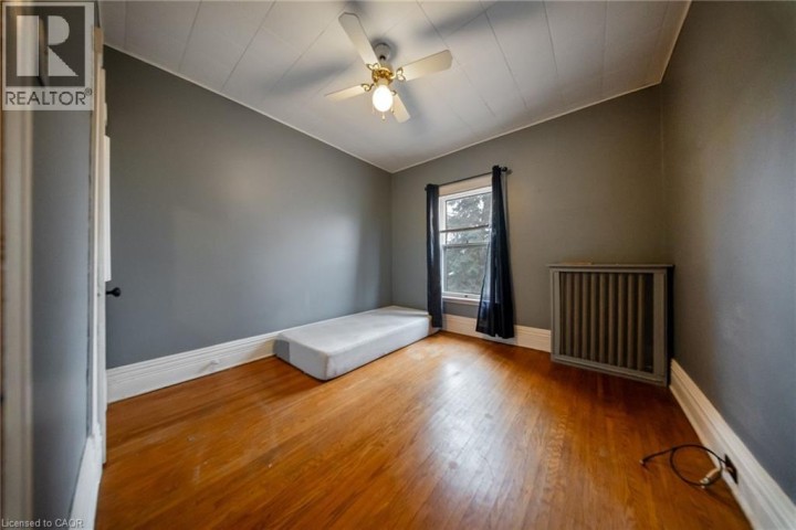 Photo 17 at 41 Wellington Street S, Woodstock